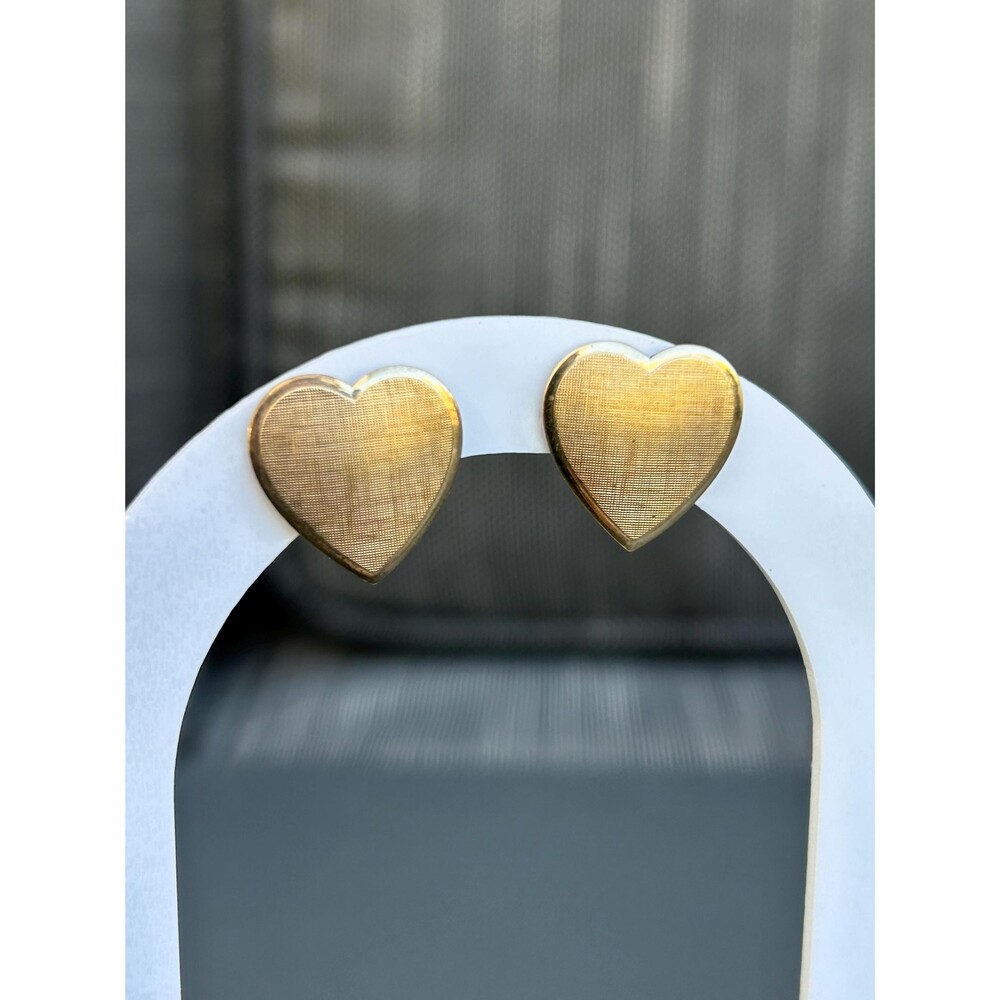 Vintage Gold Heart Earrings - Signed Van Dell Screwback Earrings - 12k gold fill